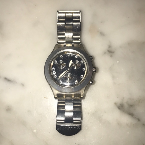 Silver large faced swatch watch - Picture 1 of 3